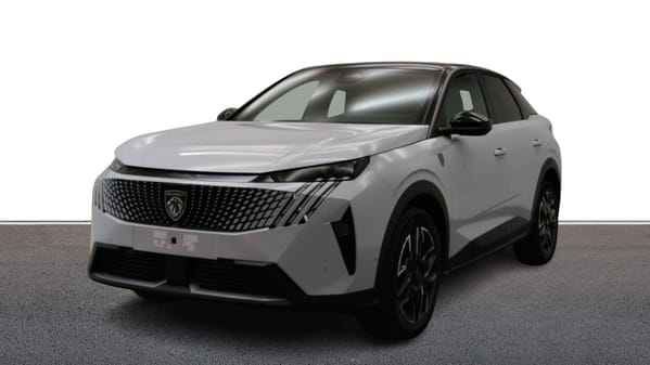 Peugeot 3008 GT + Toit Pano et Caméra 360 Altus Utilitaires